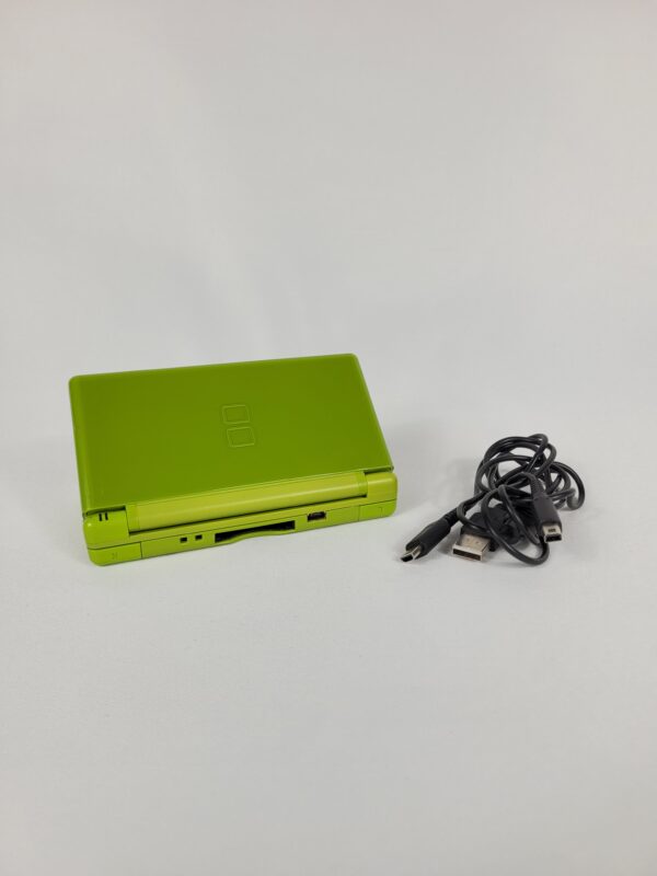 Nintendo DS Lite (Lime Green) (Nintendo DS)