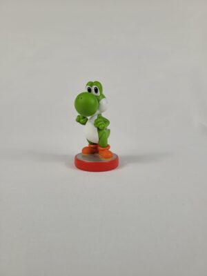 Yoshi Super Mario Series (Nintendo Amiibo)